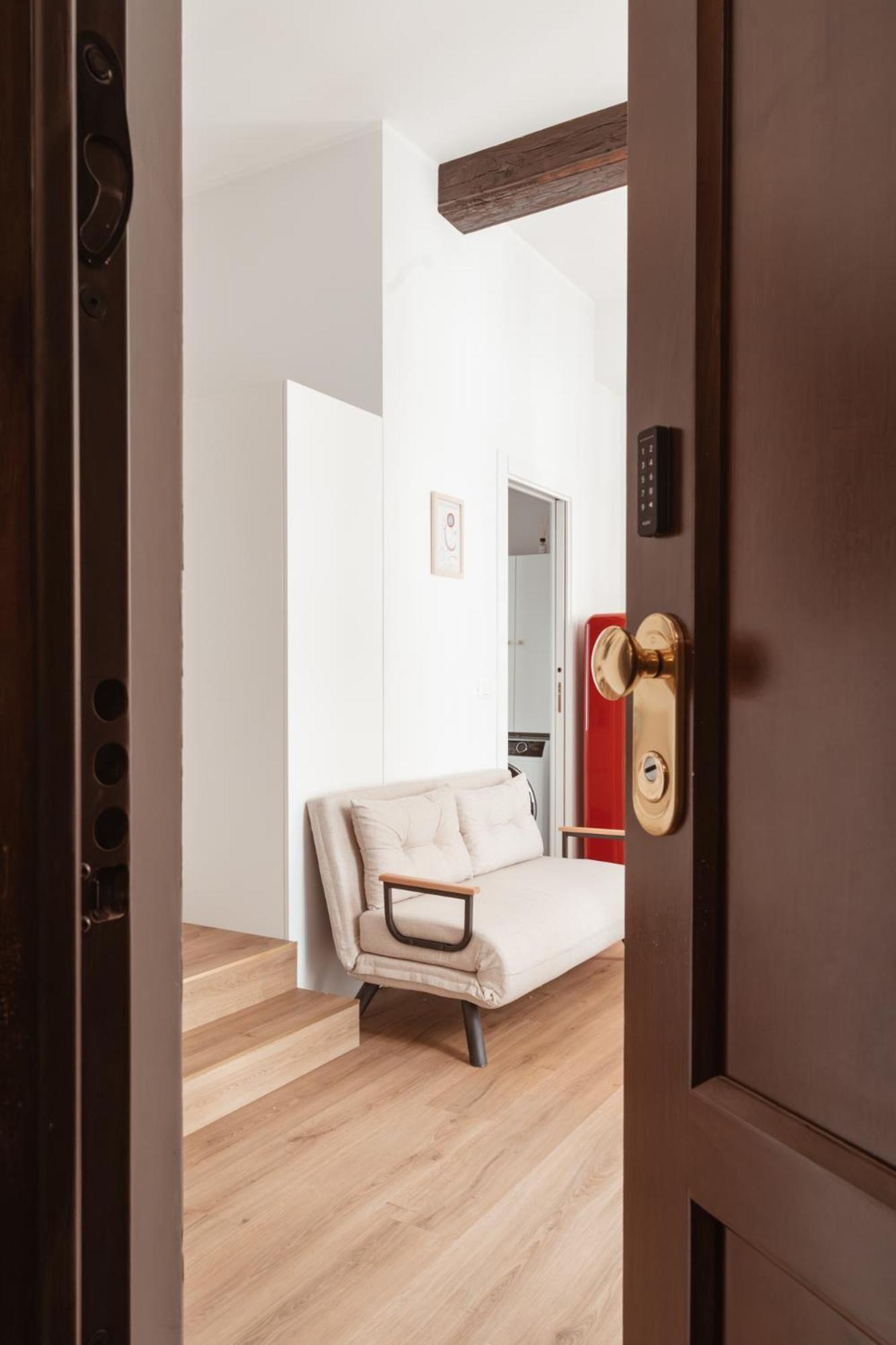 Mercanti Modern Flat - Balcony - Torino Centro Exterior foto